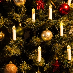 Гирлянда ULD-S0600-030/SGA WARM WHITE CANDLES 6м 