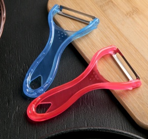 Овощечистка горизонтальная Леденец 12,5см цвет микс1/1