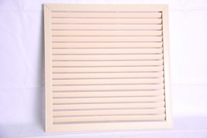 Решетка радиаторная 600 х 600  Слоновая кость